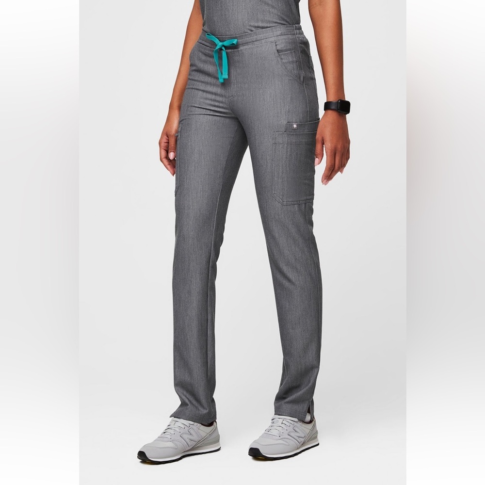 Figs Yola Elastic Waistband Skinny Scrub Pants